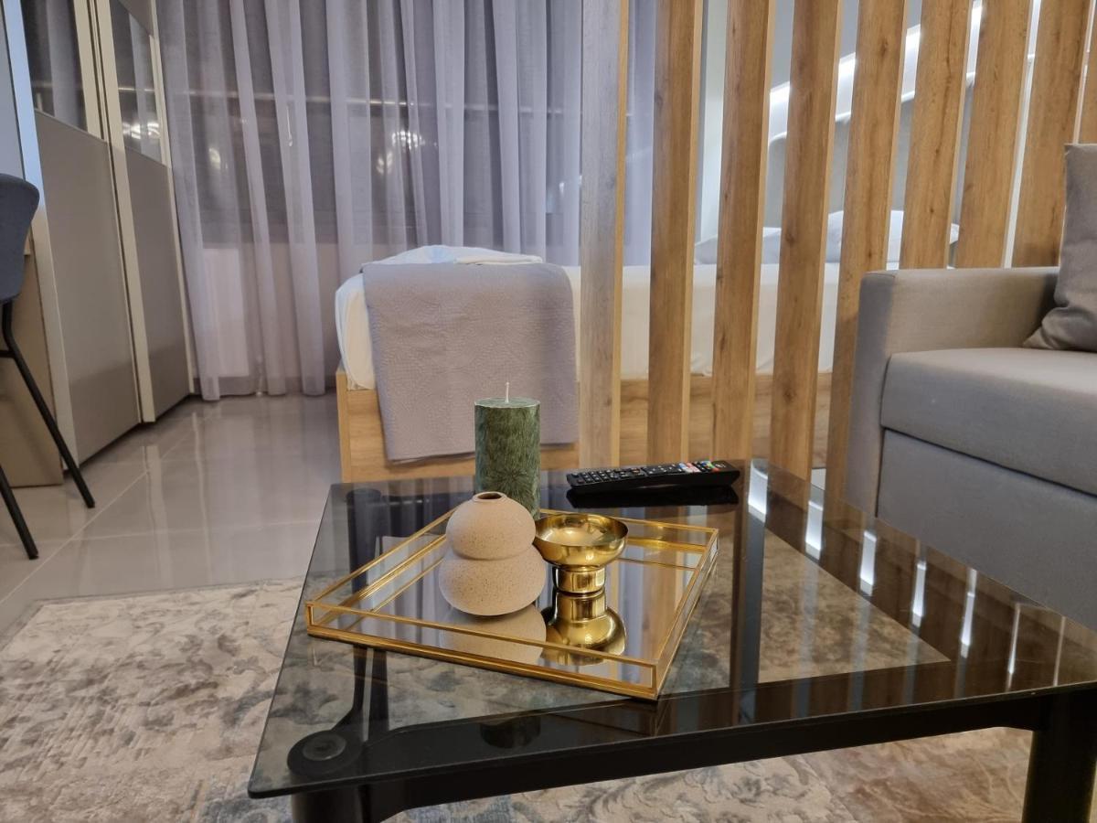Iris City Center Premium Studio Thessaloníki Eksteriør billede